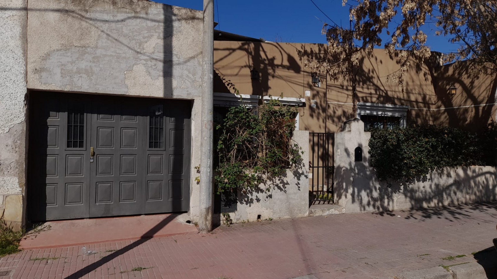 CASA EN VENTA MACROCENTRO MUY BUENA UBICACION