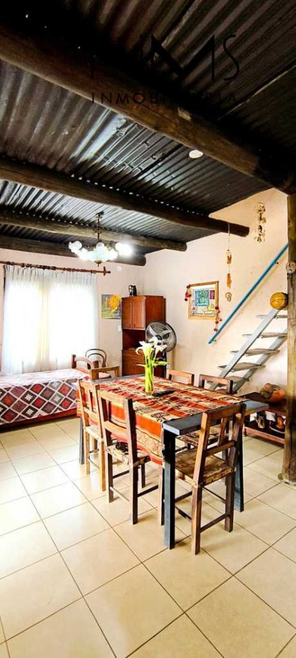 SE ALQUILA CASA CAMPESTRE DE DOS HABITACIONES Y PILETA - DOS PLANTAS - LA PEDRERA