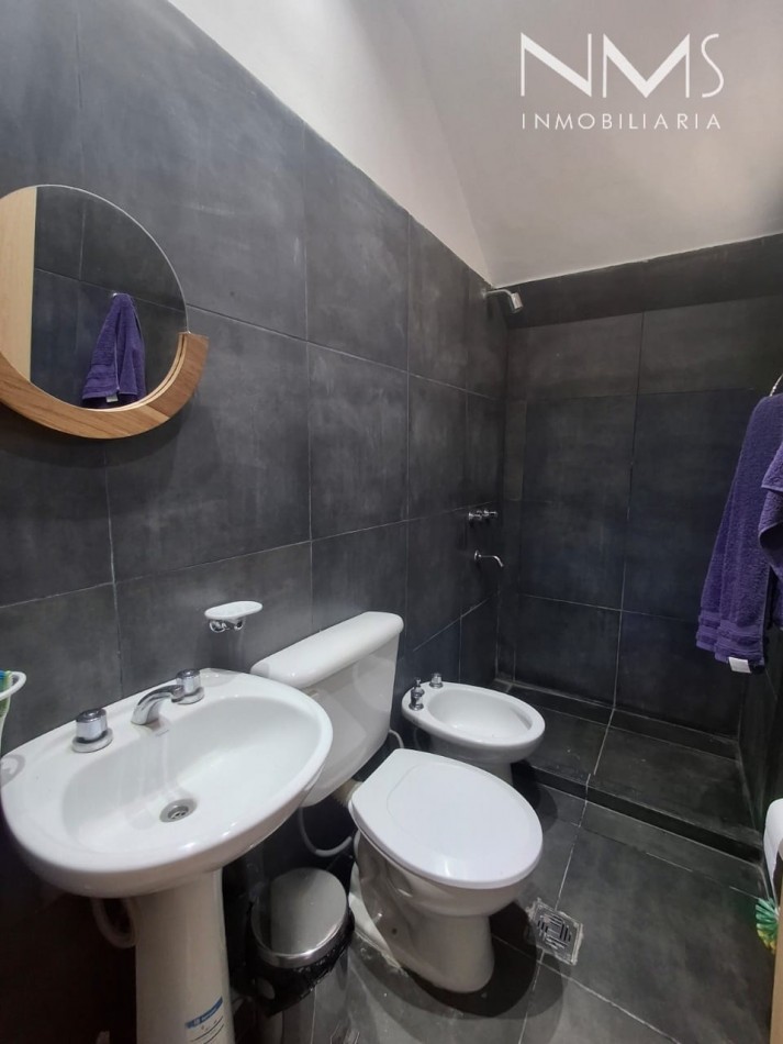 EN VENTA Casa de 2 plantas c/ pileta en Cerrillos
