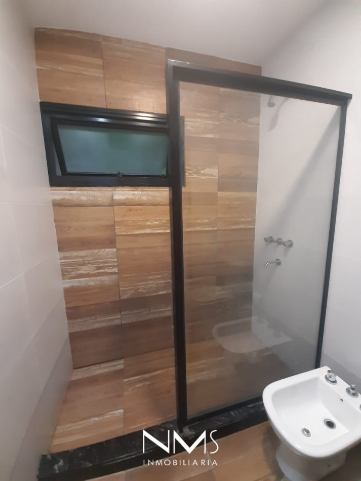 EN VENTA Casa con Increible Vista en La Mision, Vaqueros