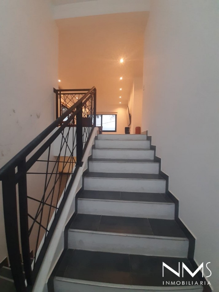 EN VENTA Casa con Increible Vista en La Mision, Vaqueros