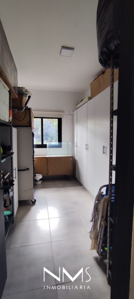 EN VENTA Casa con Increible Vista en La Mision, Vaqueros