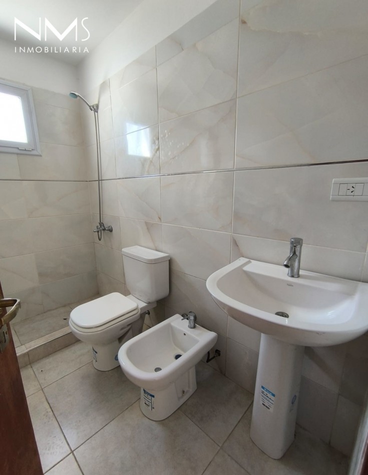 VENTA CASA EN ZONA SUR - VIA AURELIA - EXCELENTE OPORTUNIDAD