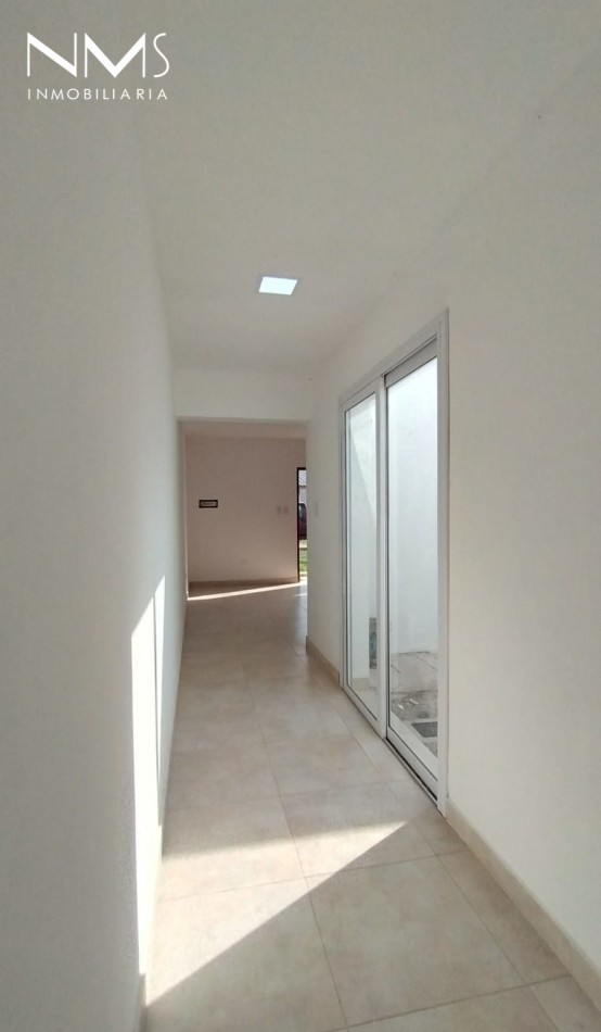 VENTA CASA EN ZONA SUR - VIA AURELIA - EXCELENTE OPORTUNIDAD