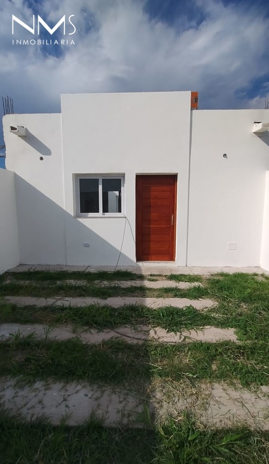 VENTA CASA EN ZONA SUR - VIA AURELIA - EXCELENTE OPORTUNIDAD