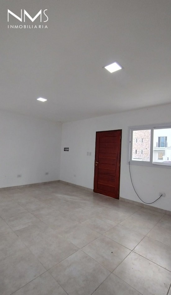 VENTA CASA EN ZONA SUR - VIA AURELIA - EXCELENTE OPORTUNIDAD