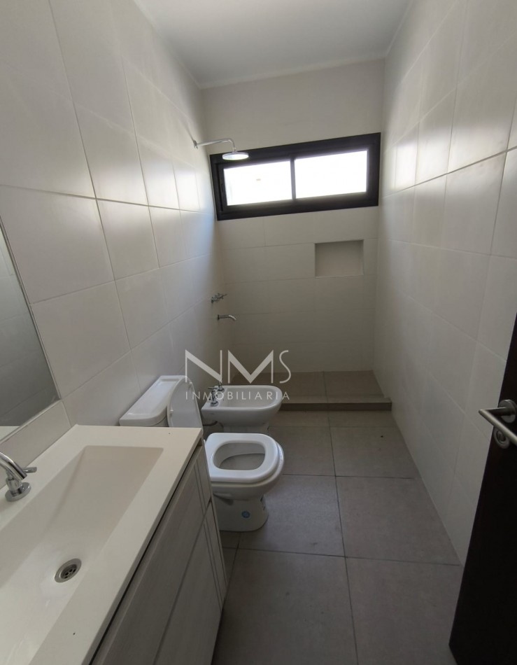 VENTA CASA EN VIA AURELIA (Zona Sur)