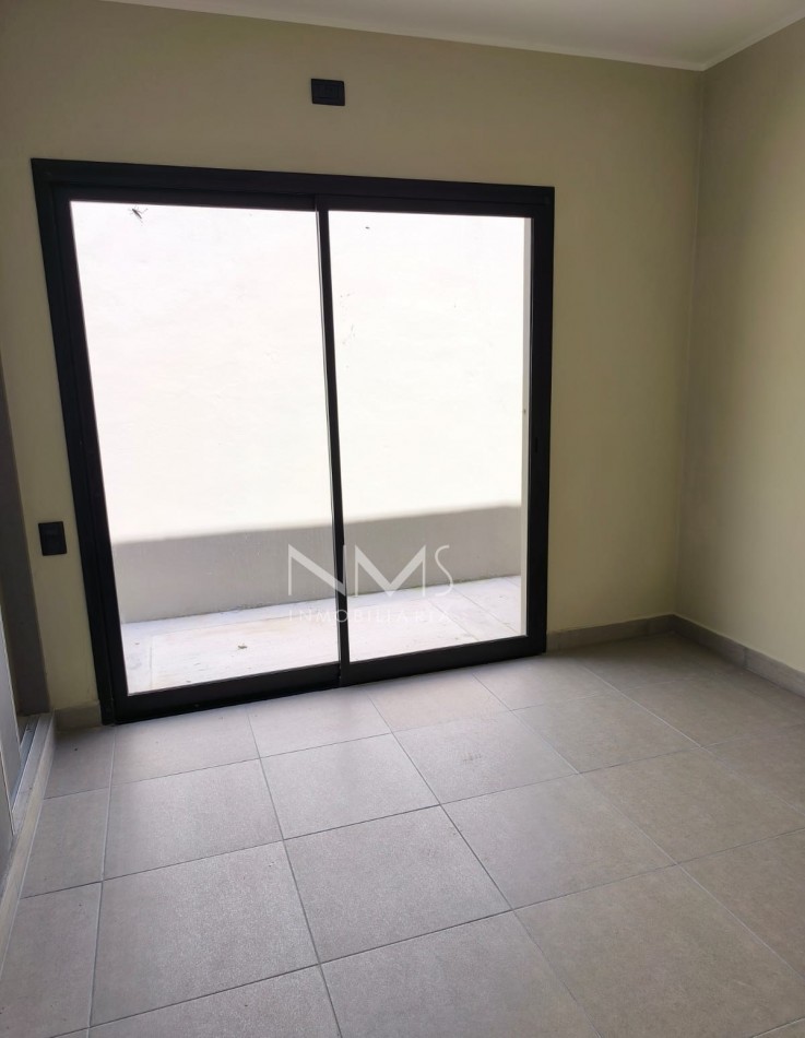 VENTA CASA EN VIA AURELIA (Zona Sur)