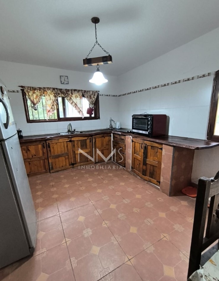 VENTA - IMPORTANTE CASA DE CAMPO EN RUTA 26
