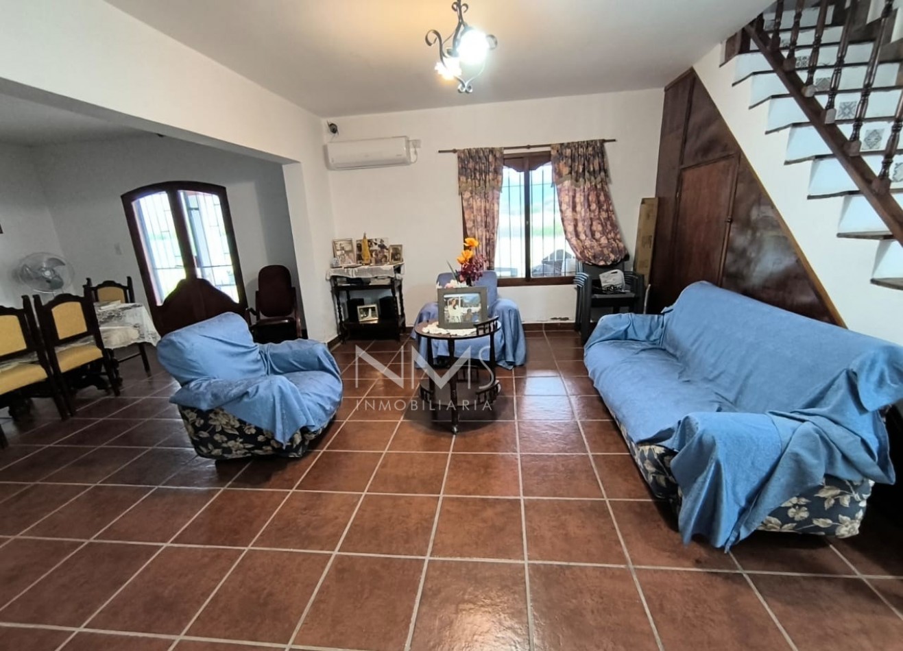 VENTA - IMPORTANTE CASA DE CAMPO EN RUTA 26