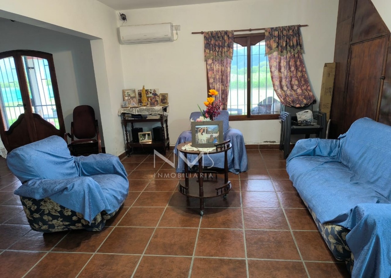 VENTA - IMPORTANTE CASA DE CAMPO EN RUTA 26