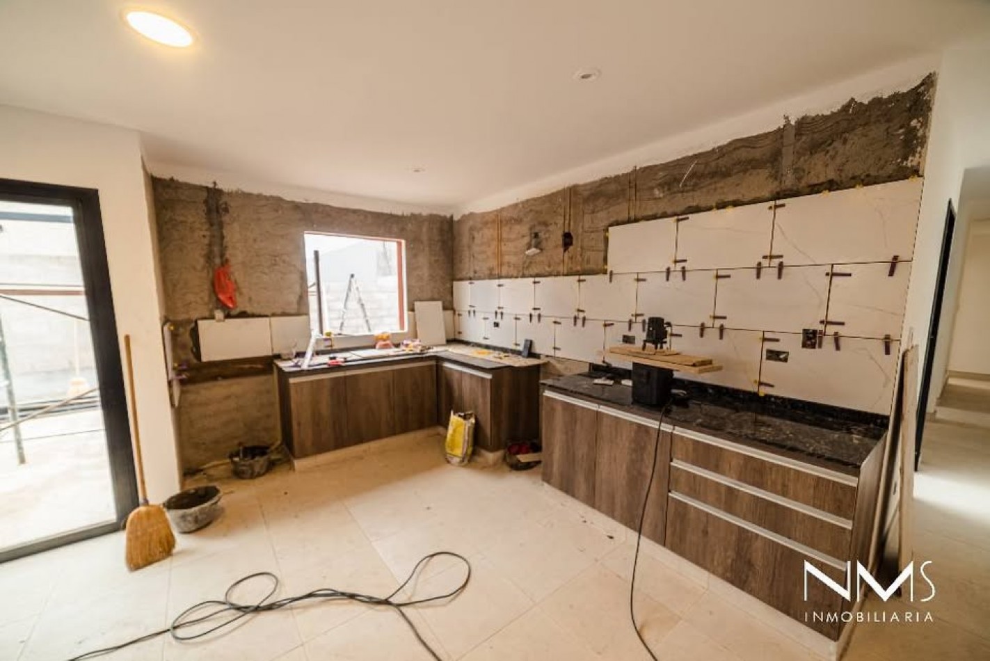EN VENTA Hermosas Casas a Estrenar - Zona Aeropuerto