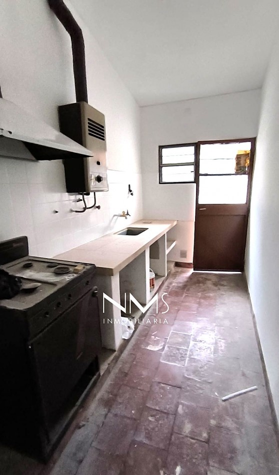 ALQUILER CASA 4 DORMITORIOS, EN MACROCENTRO
