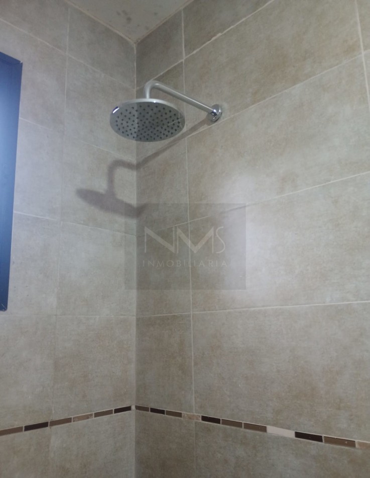 VENTA EXCEPCIONAL EN VAQUEROS - CASA DE 4 DORMITORIOS Y PISCINA