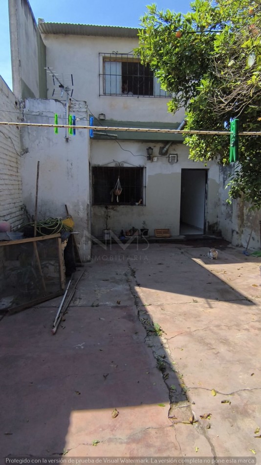 VENTA - CASA CUATRO DORMITORIOS - B° HERNANDO DE LERMA