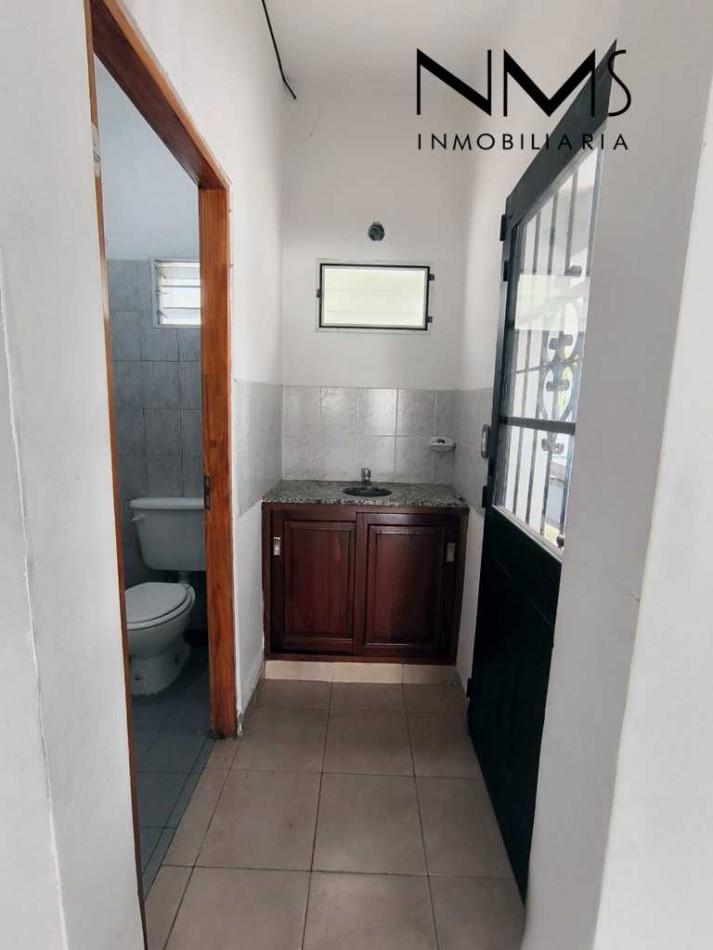 SE ALQUILA LOCAL COMERCIAL - AYACUCHO AL 500 