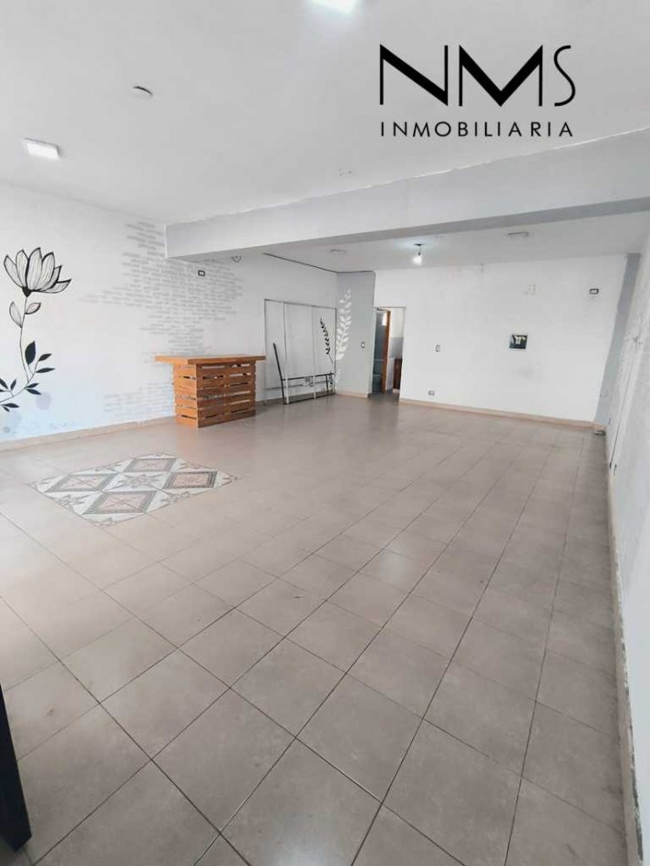 SE ALQUILA LOCAL COMERCIAL - AYACUCHO AL 500 