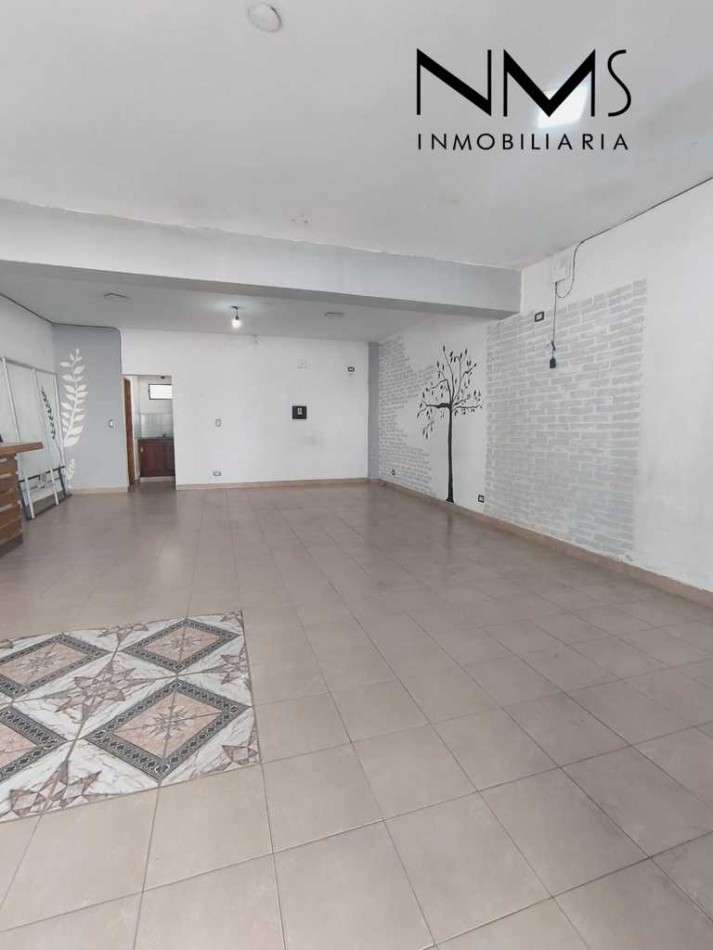SE ALQUILA LOCAL COMERCIAL - AYACUCHO AL 500 