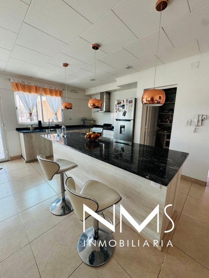 CASA EN VENTA EN EL MOLLAR I 