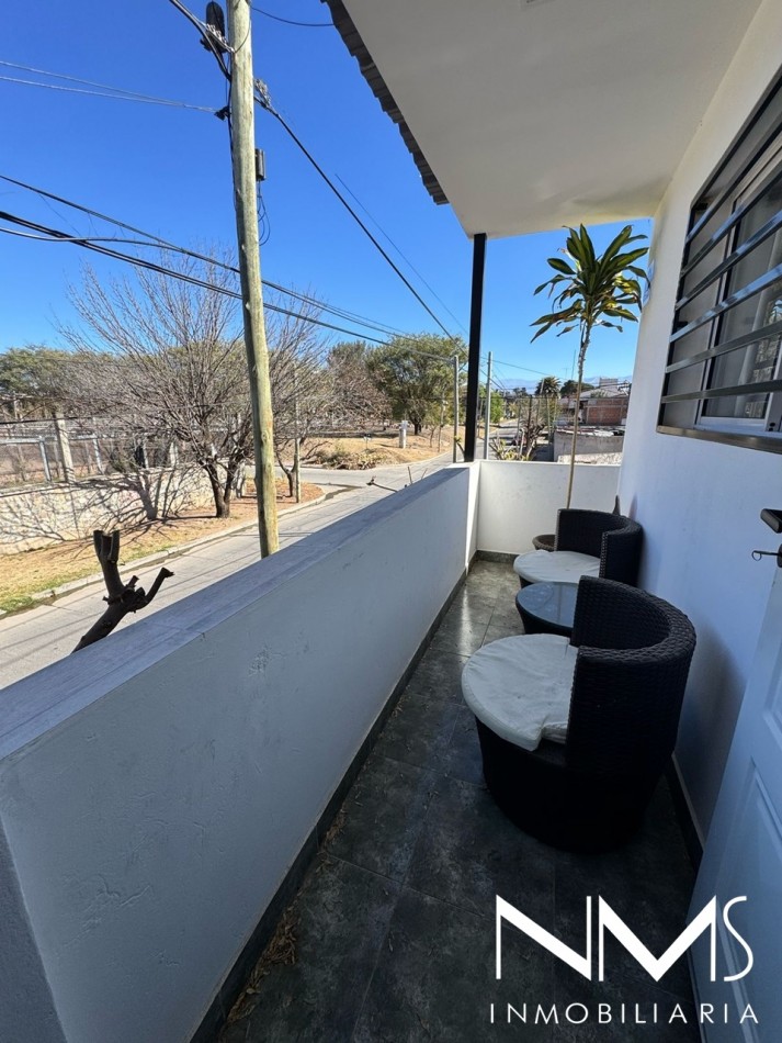 VENTA CASA EN TRES CERRITOS , CON LOCAL COMERCIAL (Los Manzanos esquina Los Pinos)