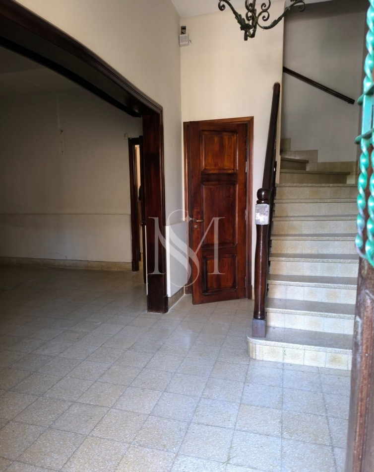 CASA EN VENTA CASEROS Y GRAL PAZ