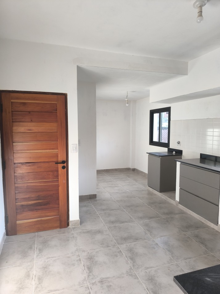 VENTA EN VAQUEROS - CASA DE 4 DORMITORIOS A ESTRENAR