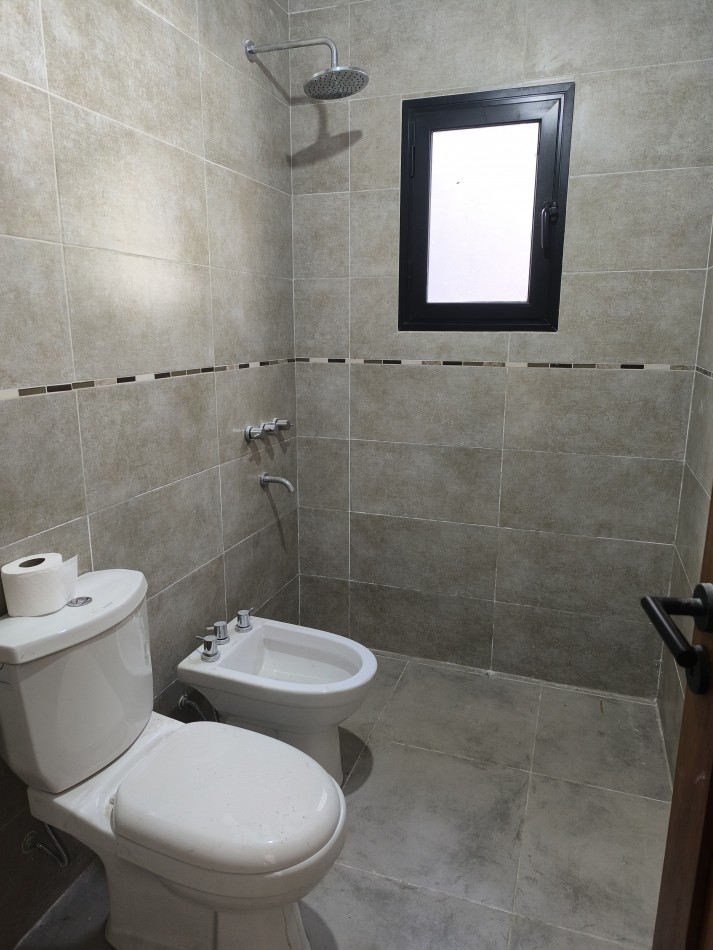 VENTA EN VAQUEROS - CASA DE 4 DORMITORIOS A ESTRENAR