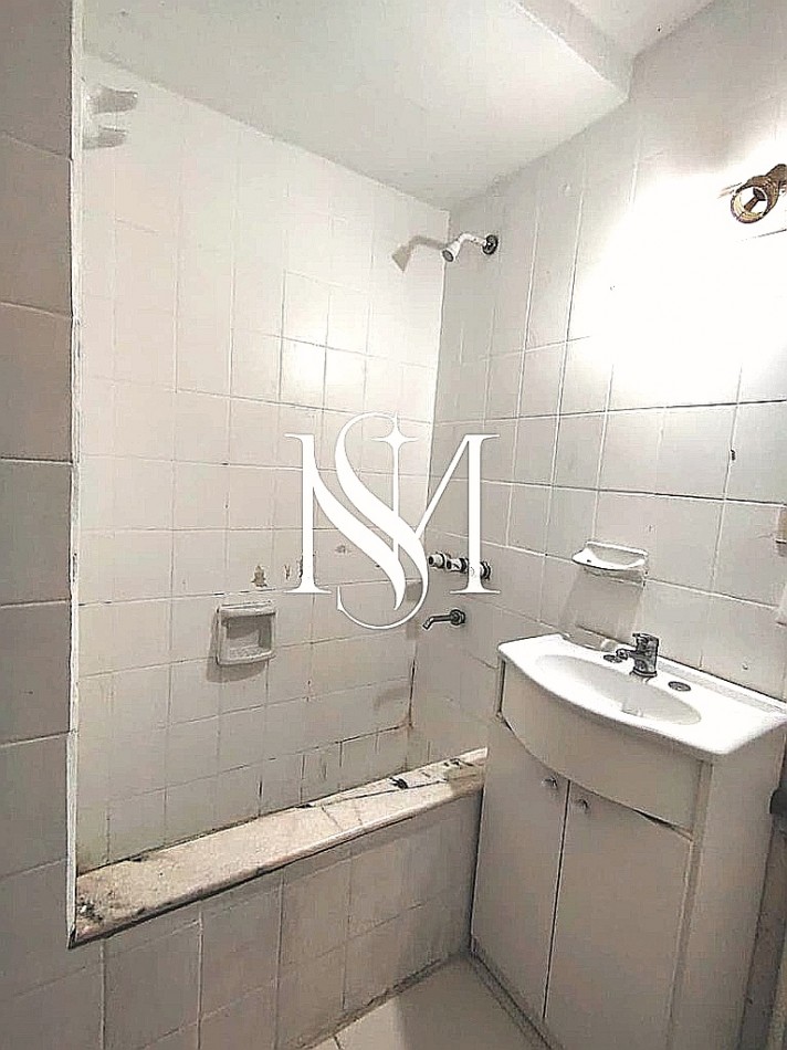 SE VENDE DEPARTAMENTO DE 3 HABITACIONES - BARRIO BANCARIO