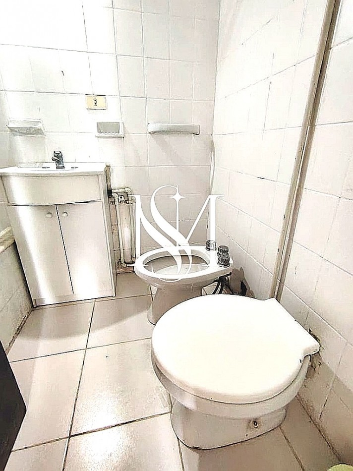 SE VENDE DEPARTAMENTO DE 3 HABITACIONES - BARRIO BANCARIO