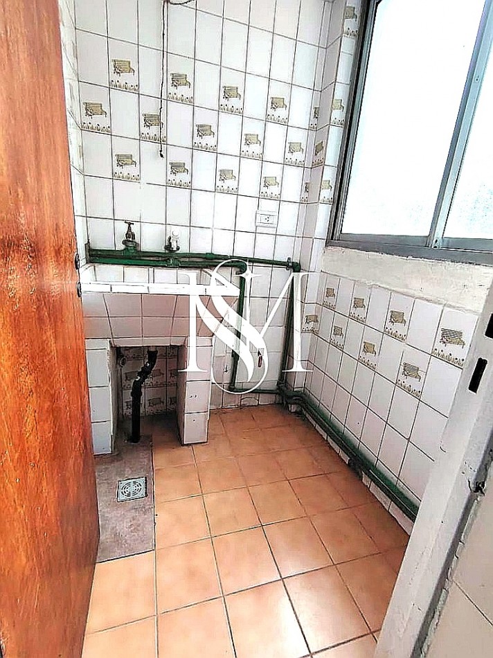 SE VENDE DEPARTAMENTO DE 3 HABITACIONES - BARRIO BANCARIO