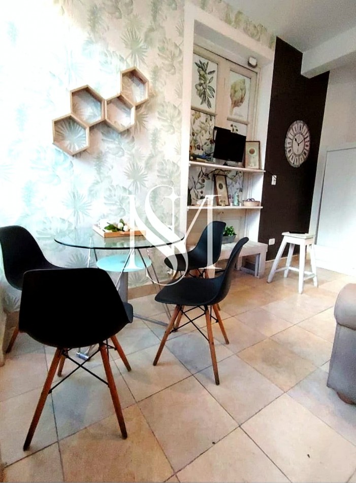 SE ALQUILA MONOAMBIENTE AMOBLADO - P/ OFICINA - CONSULTORIO - SALON DE ESTETICA - LOCAL COMERCIAL - BOLIVAR AL 300 