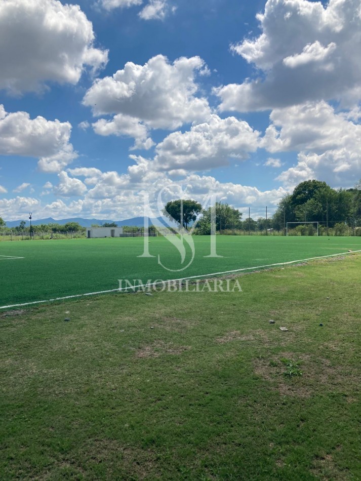 VENTA: Terreno en barrio privado  "La Verbena"