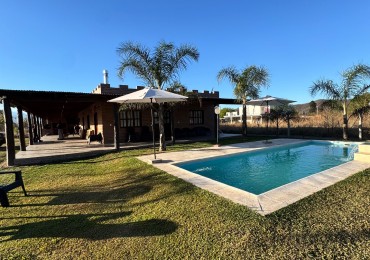 CASA EN CERRILLOS - B° LAS HORTENCIAS 